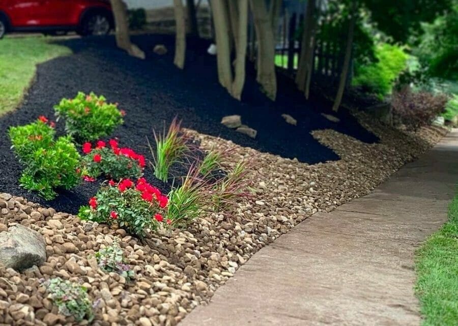 fresh bed edging and mulch